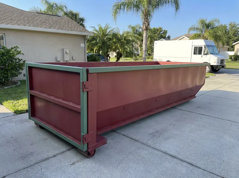 Residential Driveway Dumpsters in St. Cloud, FL